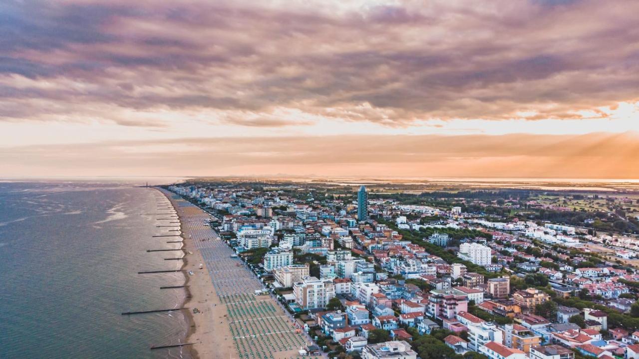 Appartamento Olimpo Carraro Immobiliare Jesolo - Family Apartments Zewnętrze zdjęcie